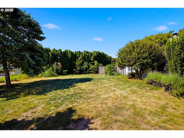 1500 Se PARK CREST Ave, Vancouver, WA 98683