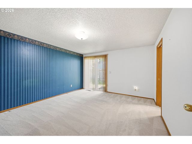 1500 Se PARK CREST Ave, Vancouver, WA 98683