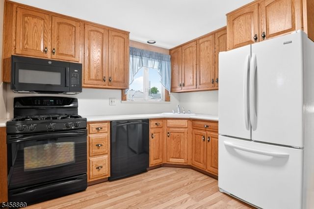 124 Kamm Ave, South River Boro, NJ 08882