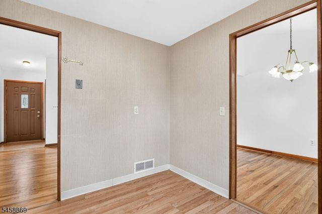 124 Kamm Ave, South River Boro, NJ 08882