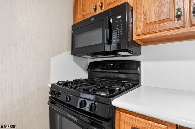 124 Kamm Ave, South River Boro, NJ 08882