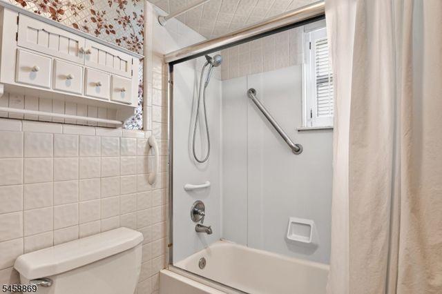 124 Kamm Ave, South River Boro, NJ 08882
