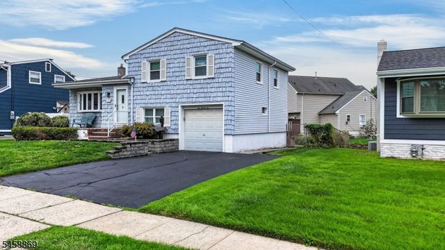 124 Kamm Ave, South River Boro, NJ 08882