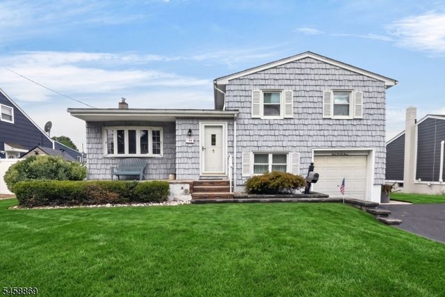124 Kamm Ave, South River Boro, NJ 08882