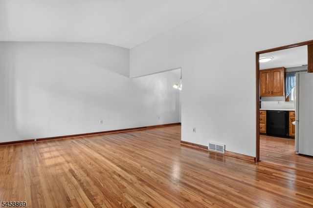 124 Kamm Ave, South River Boro, NJ 08882