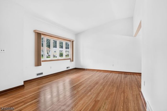 124 Kamm Ave, South River Boro, NJ 08882