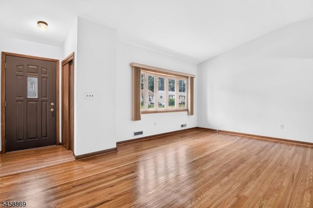 124 Kamm Ave, South River Boro, NJ 08882