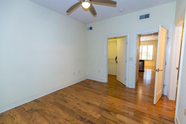 226 E Gay, G22, Columbus, OH 43215