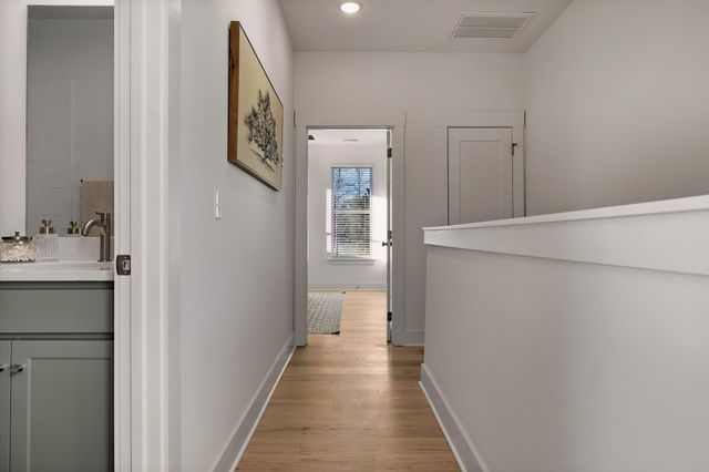 2981 Hodley Avenue, Chattanooga, TN 37410