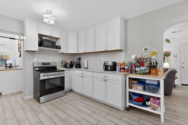 709 Carlisle Boulevard NE, Albuquerque, NM 87106