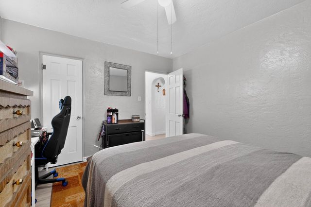 709 Carlisle Boulevard NE, Albuquerque, NM 87106