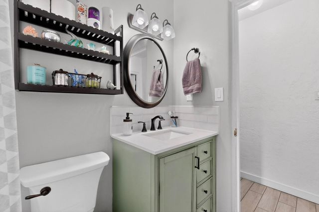 709 Carlisle Boulevard NE, Albuquerque, NM 87106