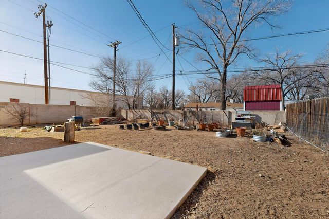 709 Carlisle Boulevard NE, Albuquerque, NM 87106