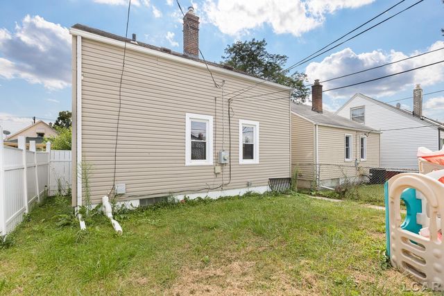 630 Park Street, Lincoln Park, MI 48146