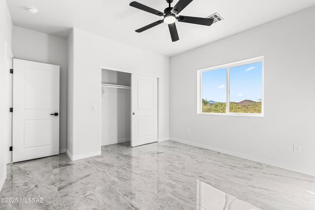 1792 Circulo Canada, Rio Rico, AZ 85648