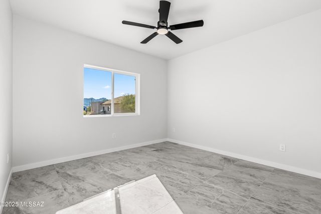 1792 Circulo Canada, Rio Rico, AZ 85648