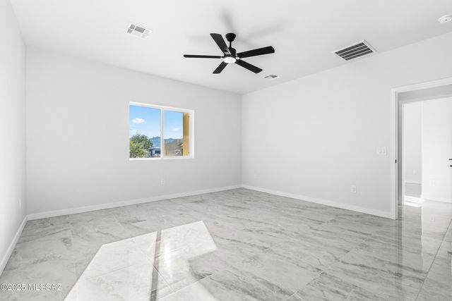 1792 Circulo Canada, Rio Rico, AZ 85648