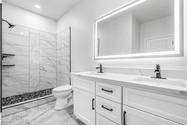 1792 Circulo Canada, Rio Rico, AZ 85648