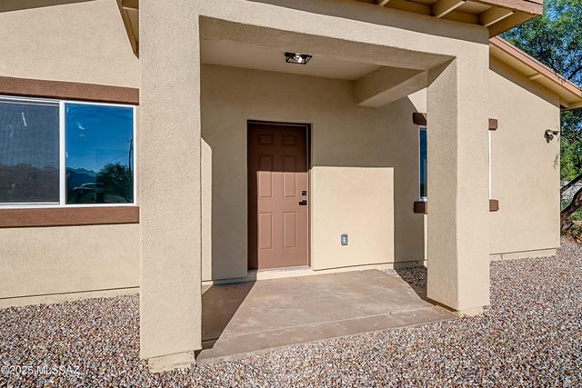 1792 Circulo Canada, Rio Rico, AZ 85648