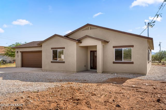 1792 Circulo Canada, Rio Rico, AZ 85648