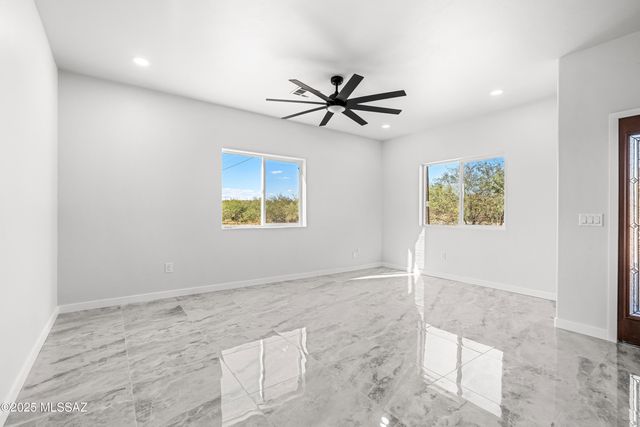 1792 Circulo Canada, Rio Rico, AZ 85648