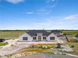 1517 Fenner Ranch, Corpus Christi, TX 78415