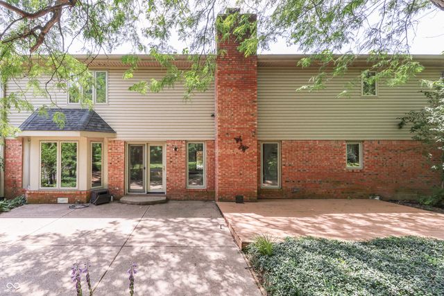 245 Fairway Court, Franklin, IN 46131
