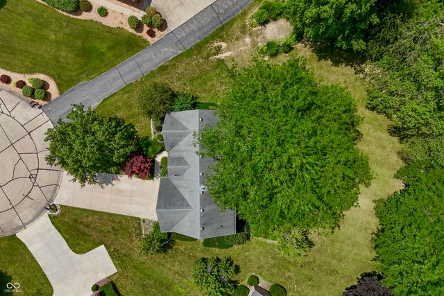 245 Fairway Court, Franklin, IN 46131