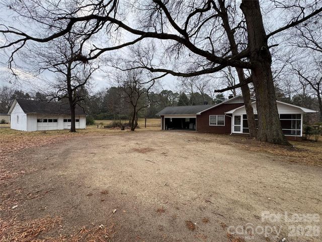 4617 Riverdale Drive, Charlotte, NC 28273