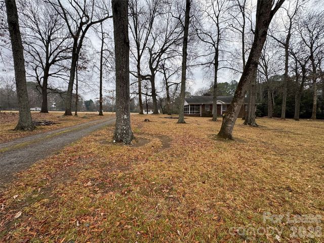 4617 Riverdale Drive, Charlotte, NC 28273