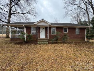 4617 Riverdale Drive, Charlotte, NC 28273