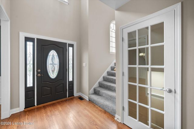 4809 Cedar Forest Pl, Louisville, KY 40245