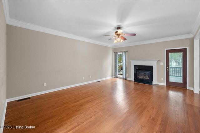 4809 Cedar Forest Pl, Louisville, KY 40245
