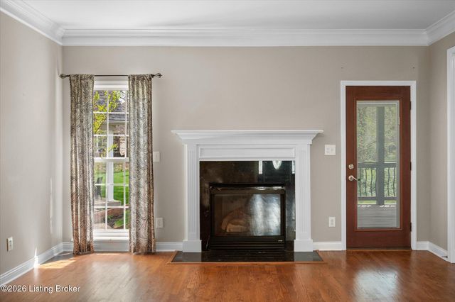 4809 Cedar Forest Pl, Louisville, KY 40245
