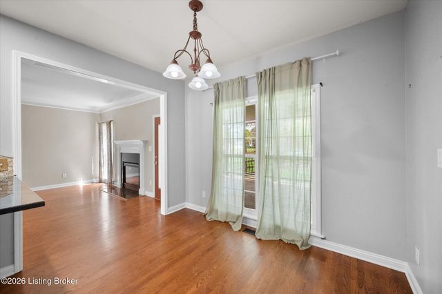 4809 Cedar Forest Pl, Louisville, KY 40245