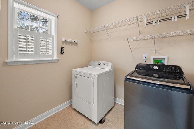 4809 Cedar Forest Pl, Louisville, KY 40245