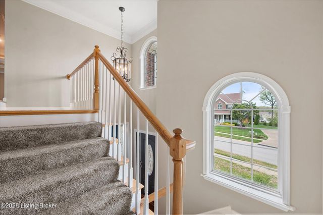 4809 Cedar Forest Pl, Louisville, KY 40245