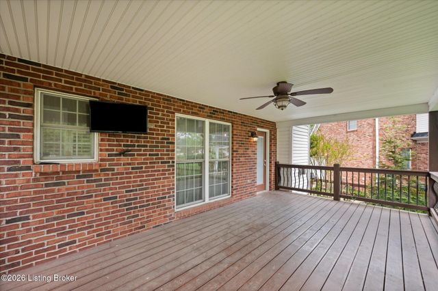 4809 Cedar Forest Pl, Louisville, KY 40245