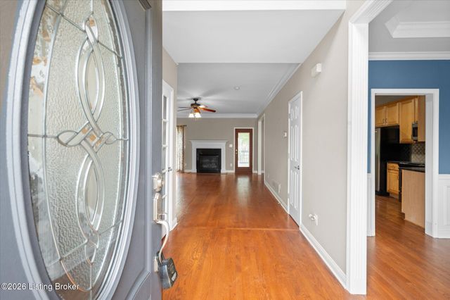 4809 Cedar Forest Pl, Louisville, KY 40245