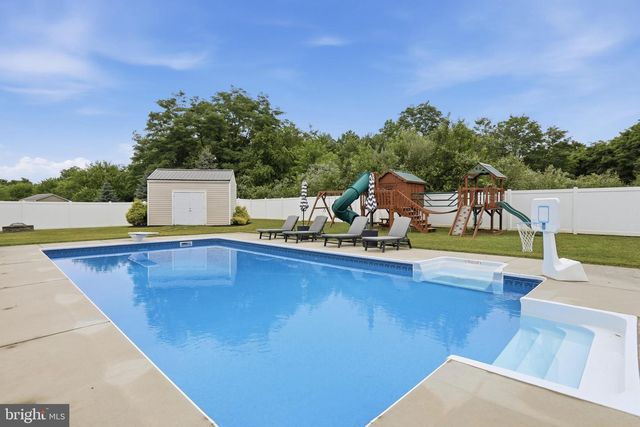 144 FIELD VIEW DR, Greencastle, PA 17225