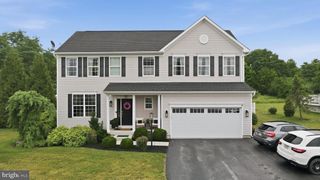 144 FIELD VIEW DR, Greencastle, PA 17225