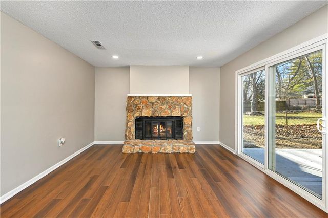 6506 N Delta Avenue, Kansas City, MO 64151