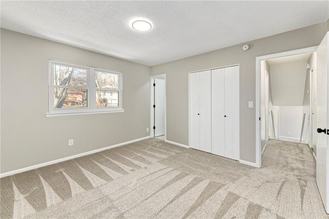 6506 N Delta Avenue, Kansas City, MO 64151