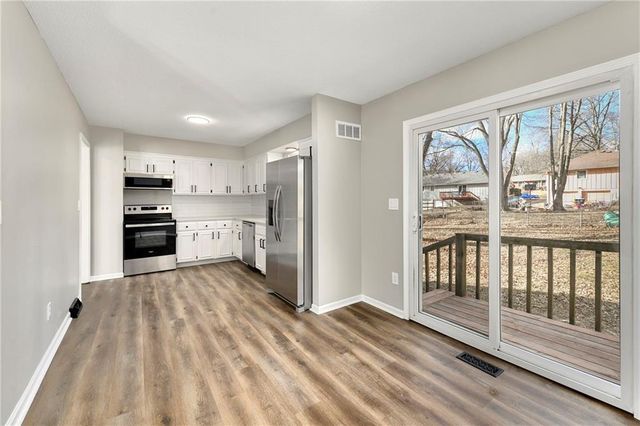 6506 N Delta Avenue, Kansas City, MO 64151