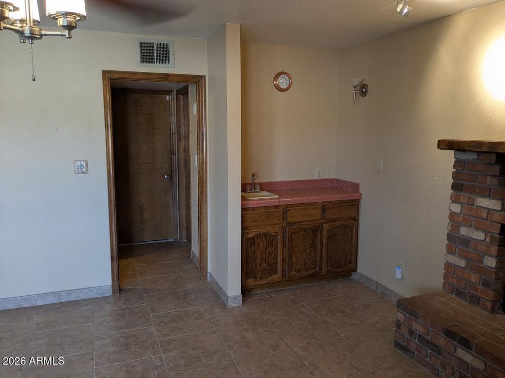 Image 8 of property listing at 1341 N POMEROY --, Mesa, AZ 85201