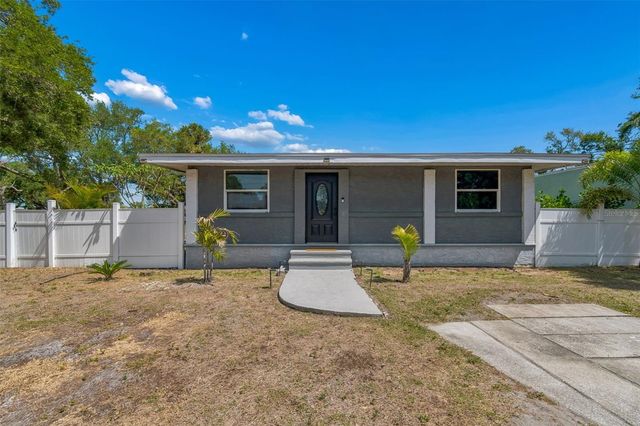 10917 72ND AVENUE, Seminole, FL 33772