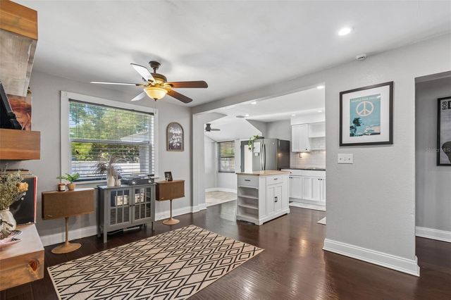 10917 72ND AVENUE, Seminole, FL 33772