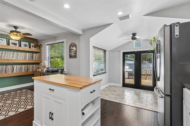 10917 72ND AVENUE, Seminole, FL 33772