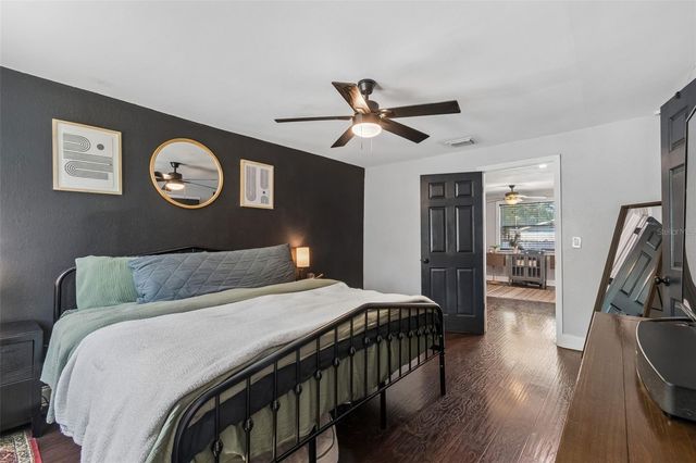 10917 72ND AVENUE, Seminole, FL 33772