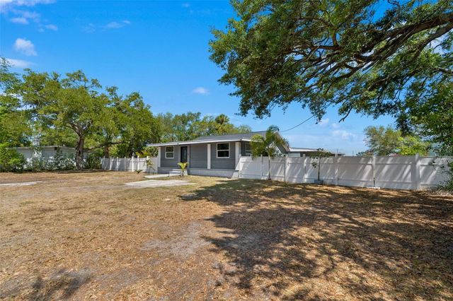 10917 72ND AVENUE, Seminole, FL 33772